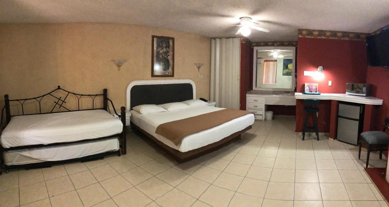 Hotel Suites Ejecutivas Ciudad Madero Exterior photo