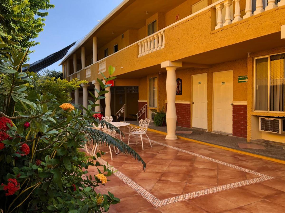 Hotel Suites Ejecutivas Ciudad Madero Exterior photo